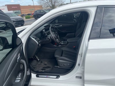 2025 BMW X4 xDrive30i