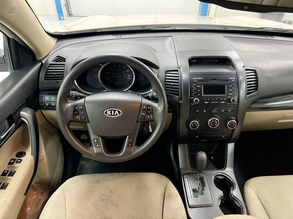 2011 Kia Sorento LX
