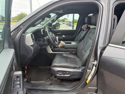 2025 Toyota Sequoia SR5