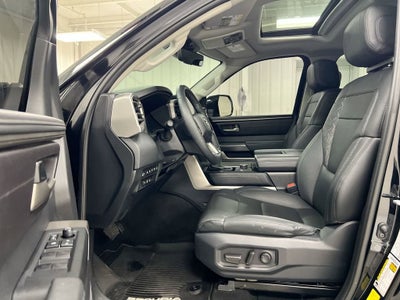 2024 Toyota Sequoia SR5