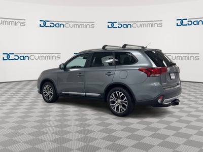 2016 Mitsubishi Outlander SE