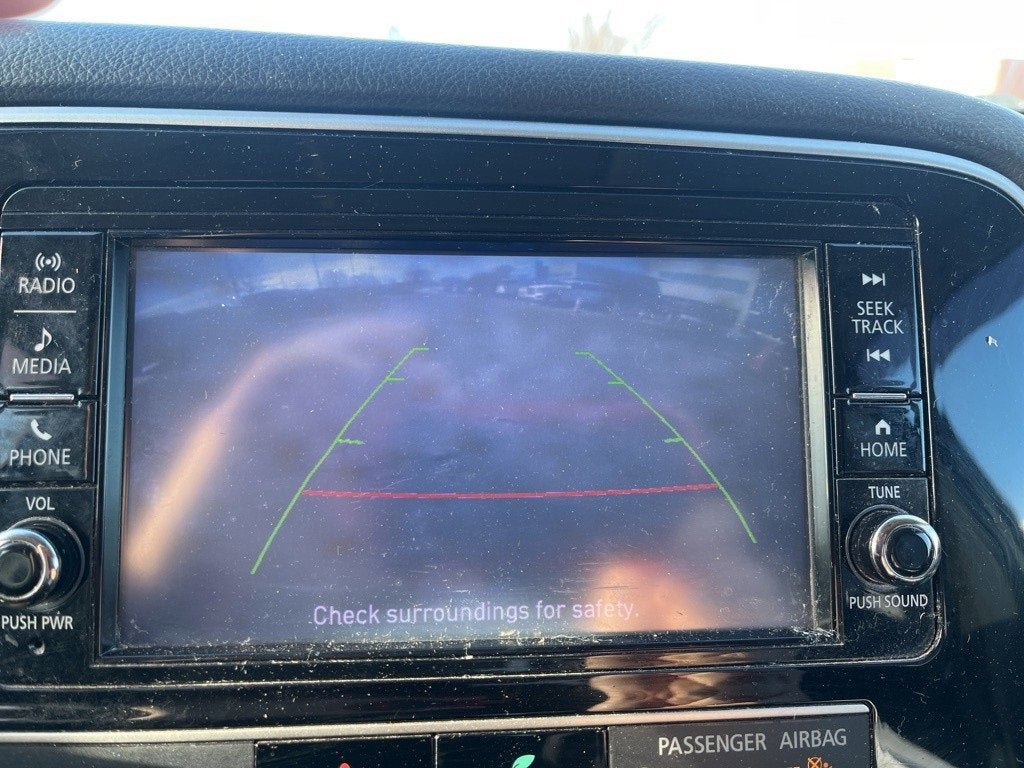 2019 Mitsubishi Outlander ES