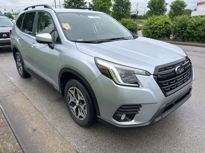 2023 Subaru Forester Premium