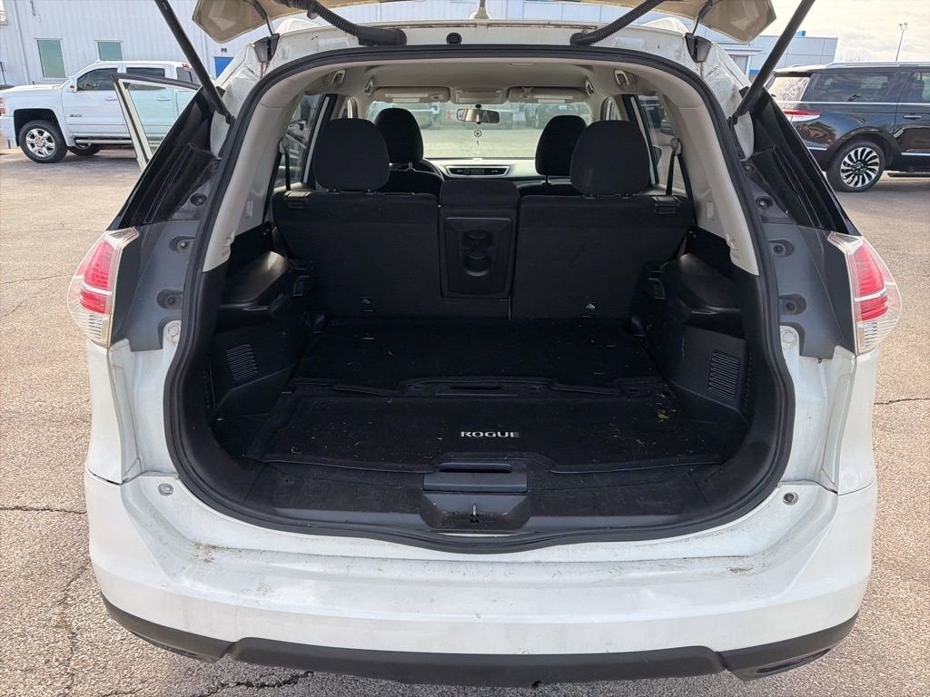 2016 Nissan Rogue SV