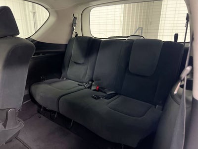 2017 Nissan Armada SV