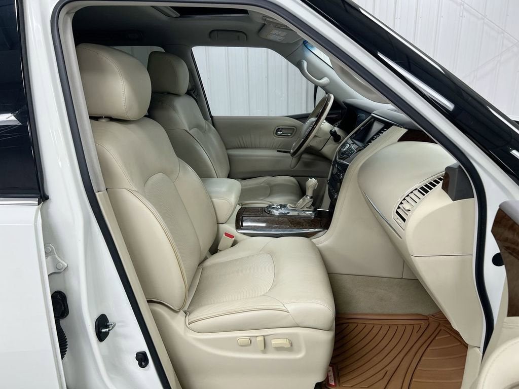 2016 INFINITI QX80 Base