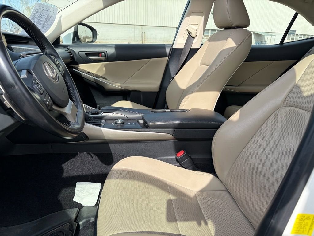 2018 Lexus IS IS 300