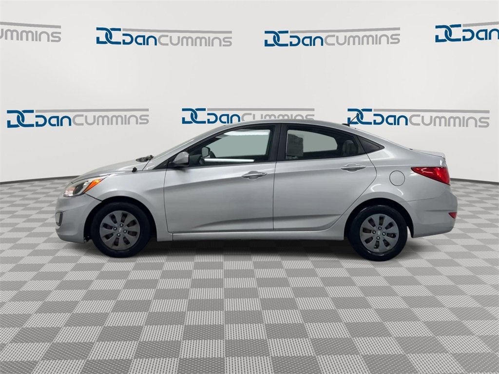 2016 Hyundai Accent SE