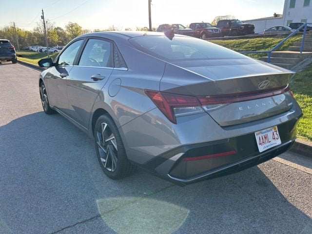 2024 Hyundai Elantra Limited