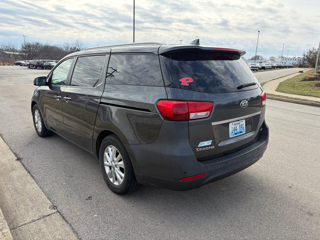 2017 Kia Sedona LX
