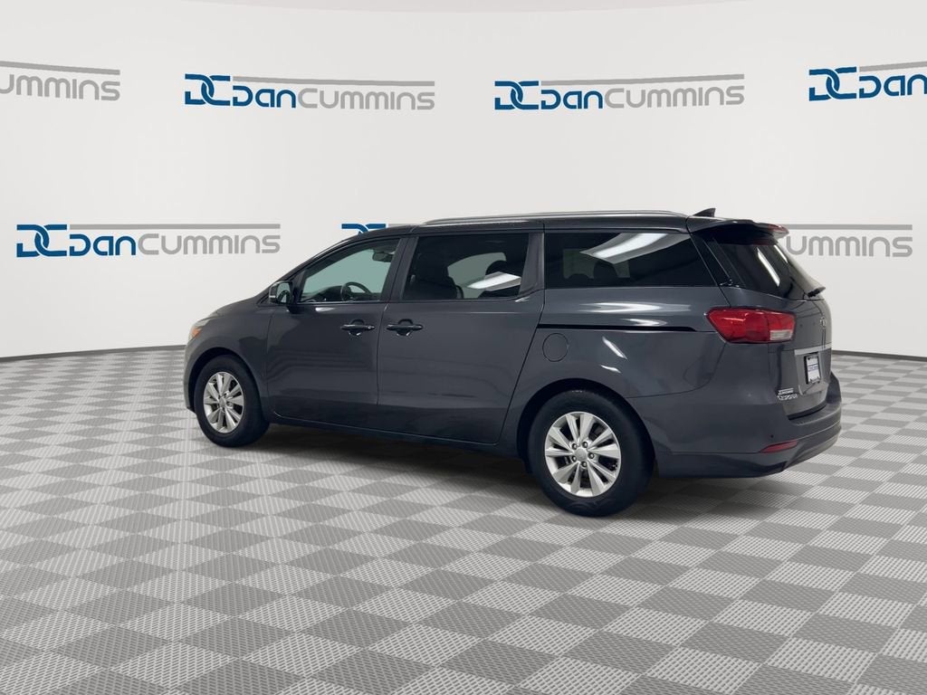 2017 Kia Sedona LX