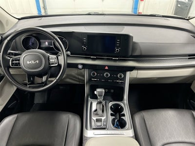 2024 Kia Carnival LX