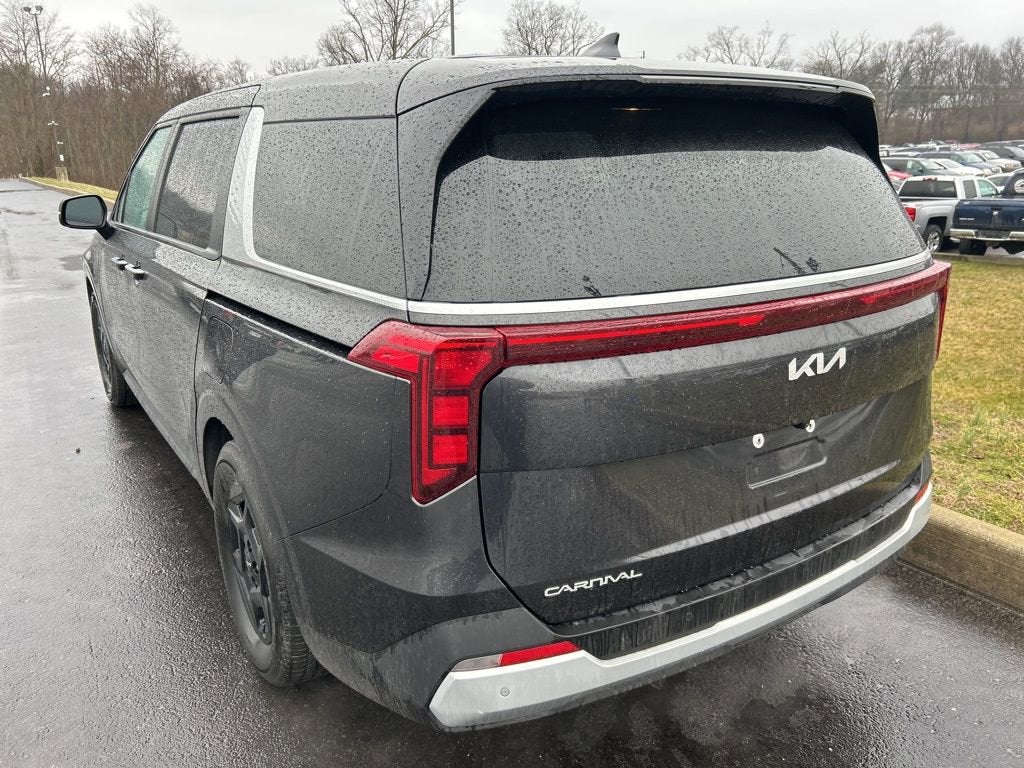 2025 Kia Carnival LXS