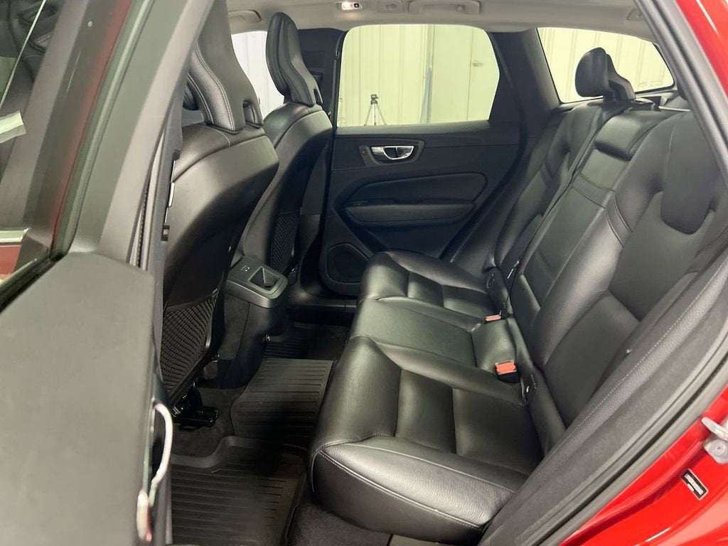 2019 Volvo XC60 Momentum