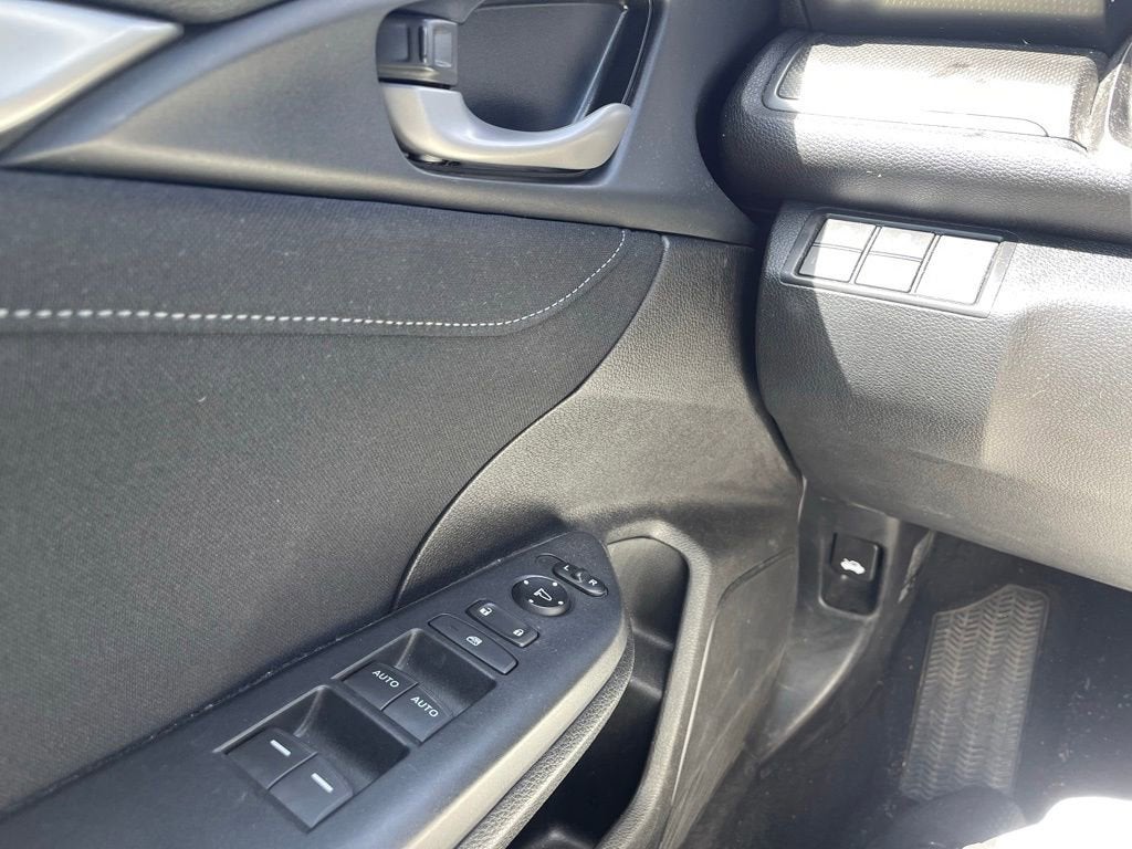 2019 Honda Civic Hatchback EX