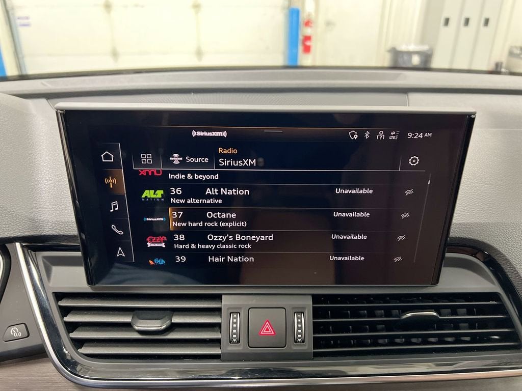 2022 Audi Q5 S line Premium Plus