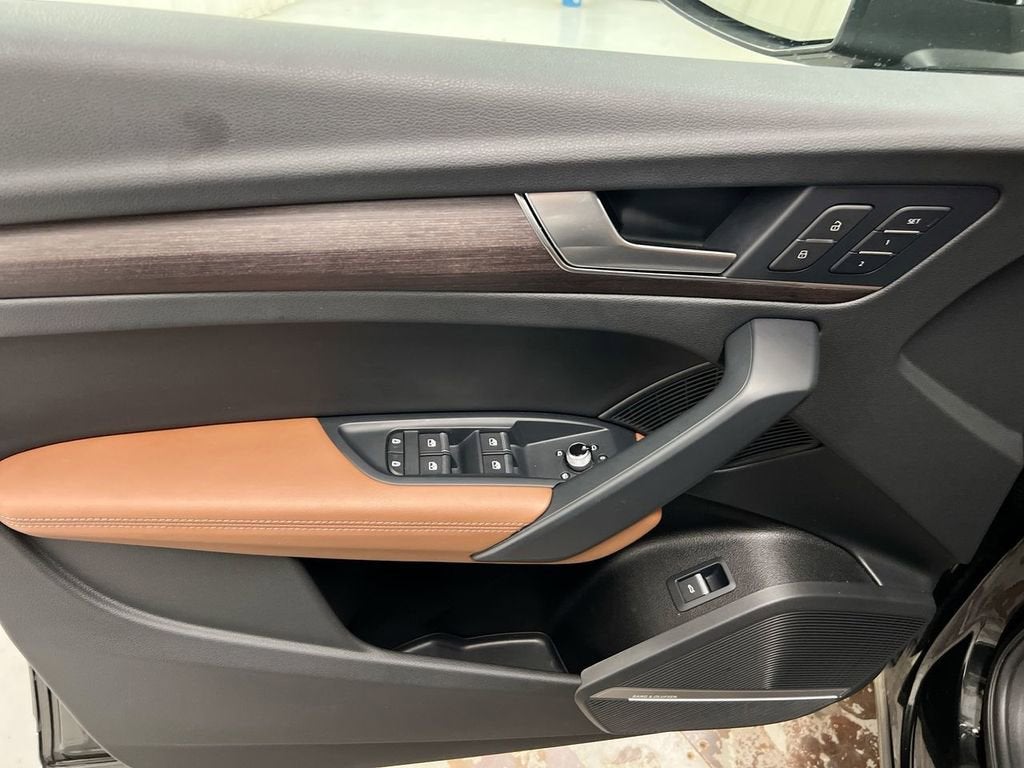 2022 Audi Q5 S line Premium Plus