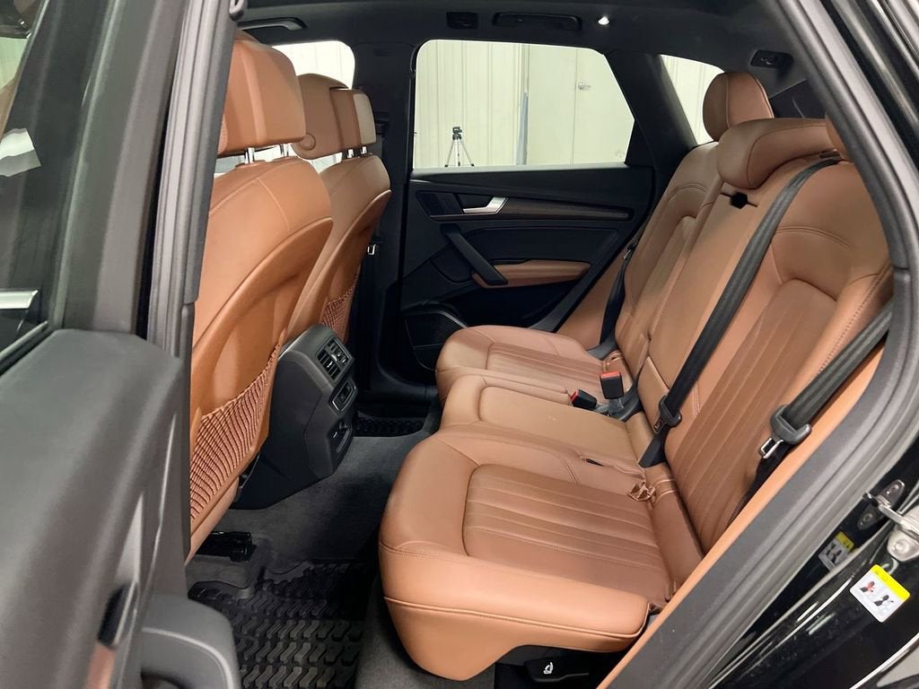 2022 Audi Q5 S line Premium Plus