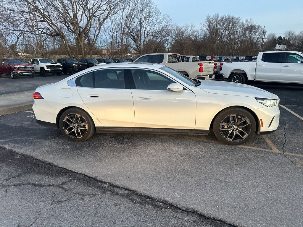 2026 BMW 5 Series 530i