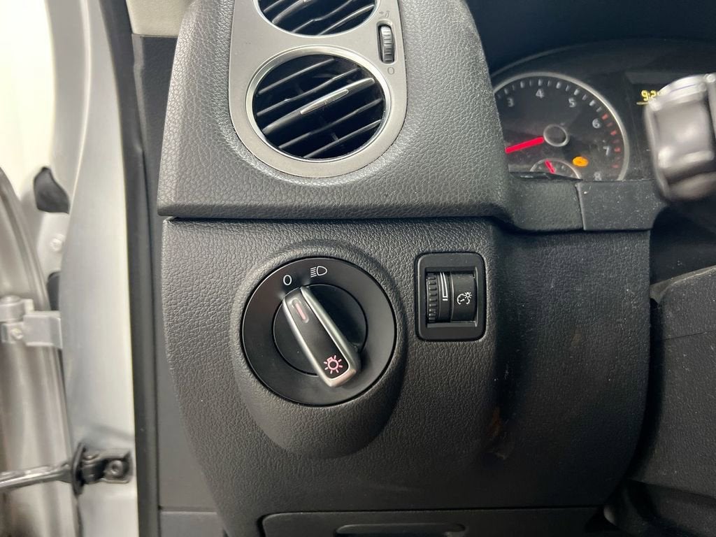 2011 Volkswagen Tiguan S