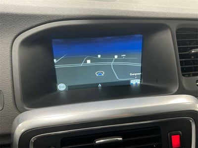 2017 Volvo V60 R-Design Platinum