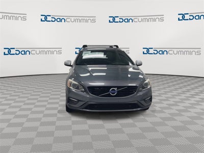 2017 Volvo V60 R-Design Platinum