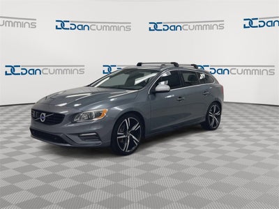 2017 Volvo V60 R-Design Platinum