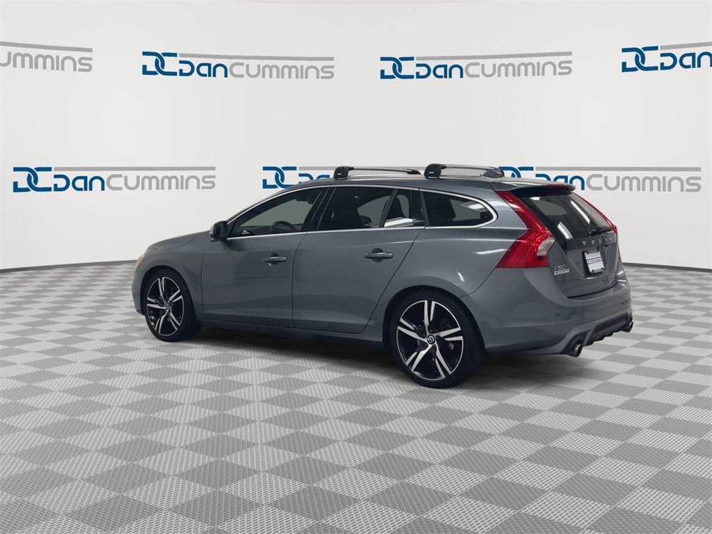 2017 Volvo V60 R-Design Platinum