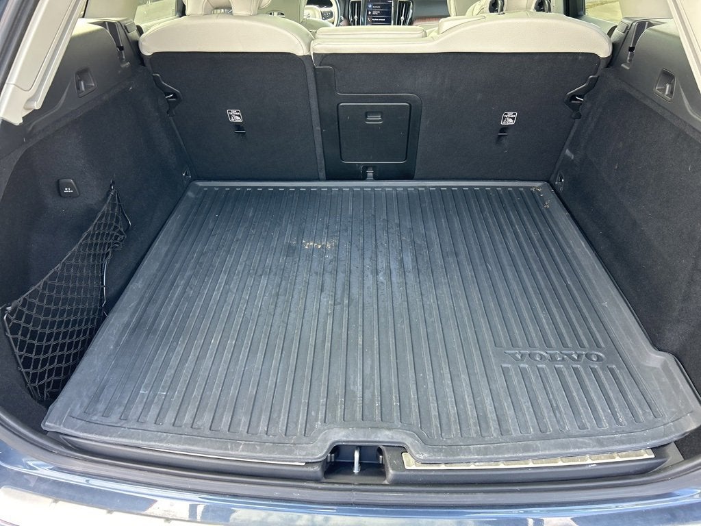 2021 Volvo XC60 Momentum