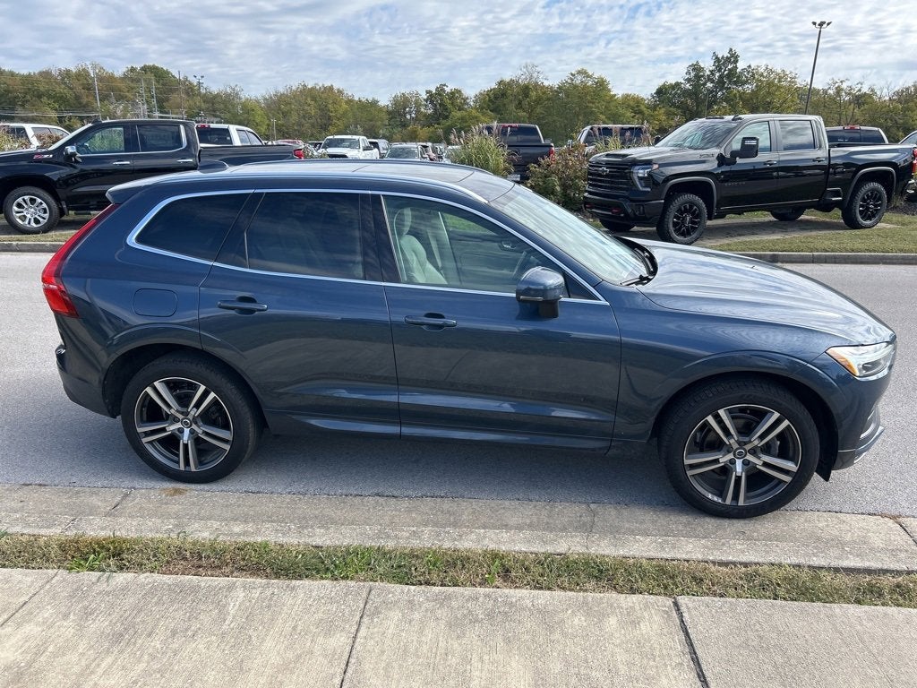 2021 Volvo XC60 Momentum