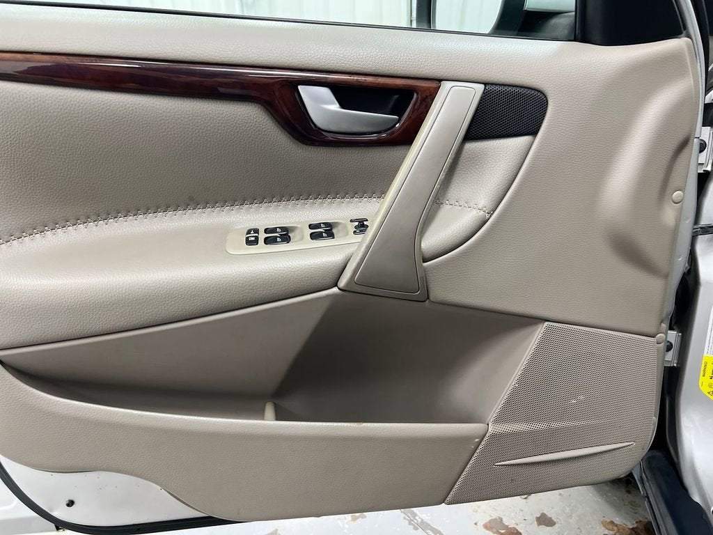 2007 Volvo XC70 Base