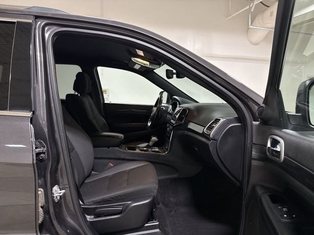 2020 Jeep Grand Cherokee Laredo E