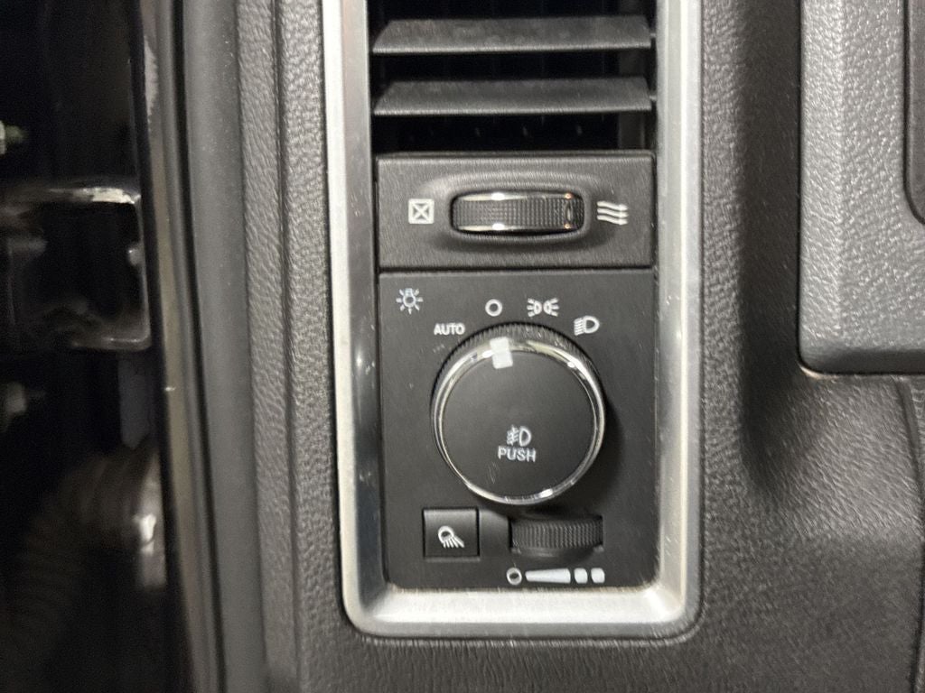2019 RAM 1500 Classic Lone Star