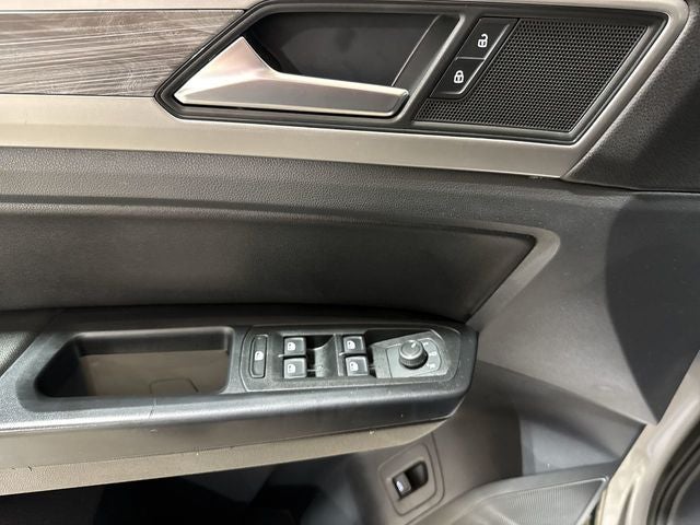 2020 Volkswagen Atlas Cross Sport 3.6L V6 SE w/Technology 4Motion
