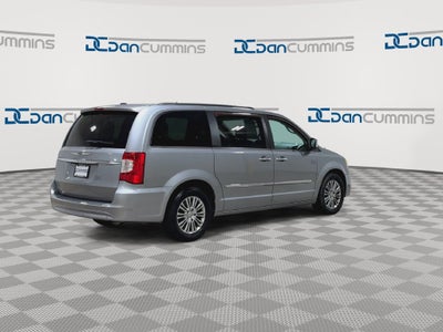 2014 Chrysler Town & Country Touring-L