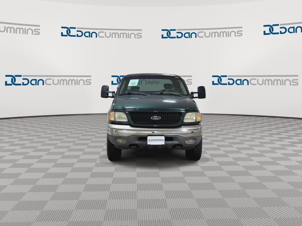 2002 Ford F-150 XLT