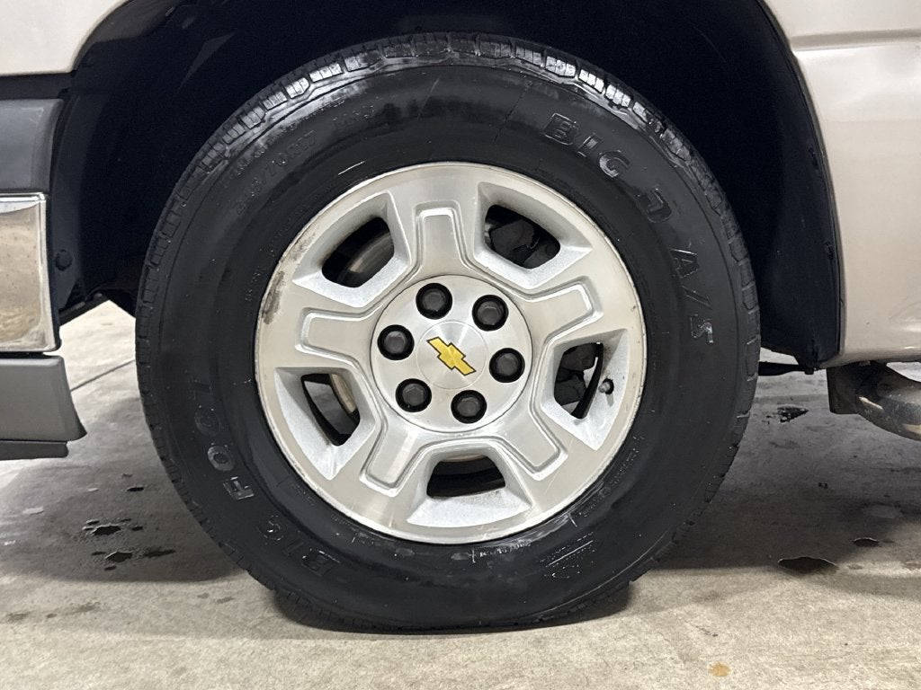 2005 Chevrolet Silverado 1500 LS