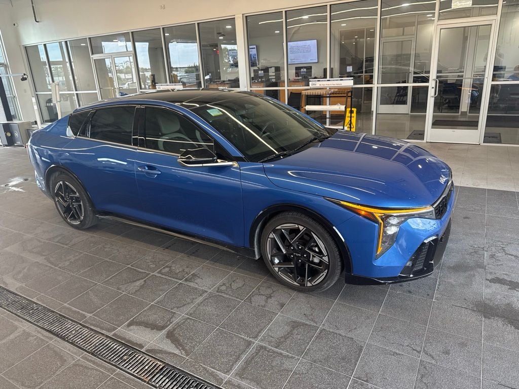 2025 Kia K4 GT-Line