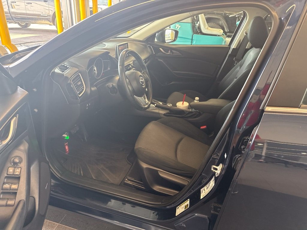 2015 Mazda Mazda3 i Touring