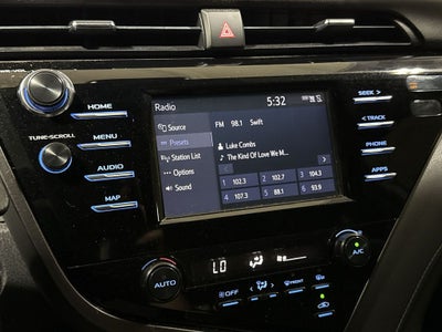 2019 Toyota Camry SE