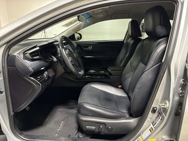 2017 Toyota Avalon XLE