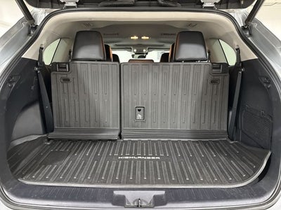 2020 Toyota Highlander Hybrid XLE