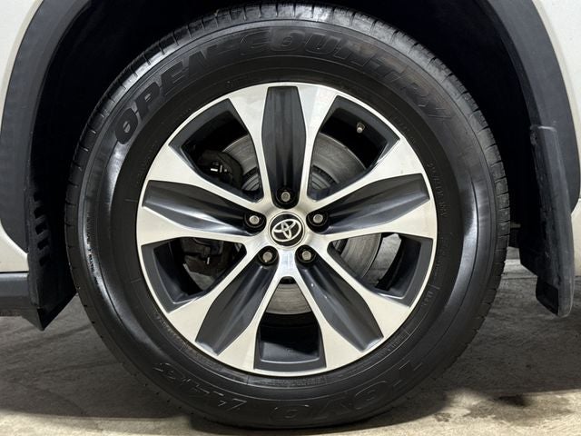2020 Toyota Highlander Hybrid XLE