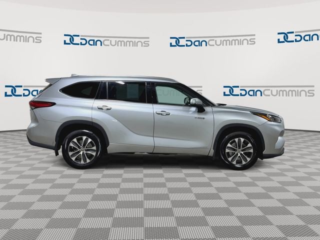 2020 Toyota Highlander Hybrid XLE