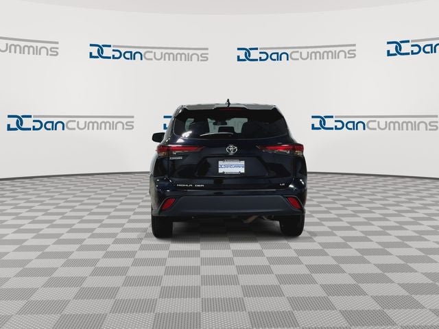 2024 Toyota Highlander LE
