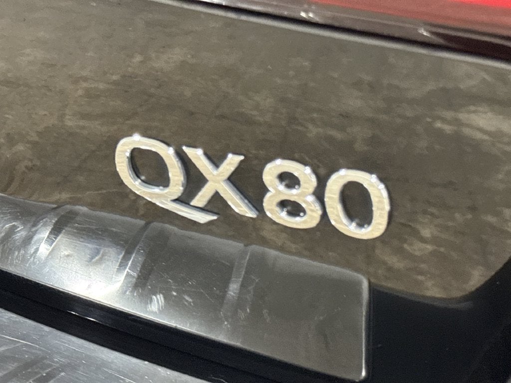 2019 INFINITI QX80 LUXE