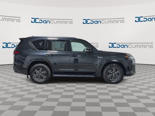 2025 Lexus LX 700h Overtrail