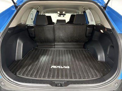 2020 Toyota RAV4 Hybrid LE