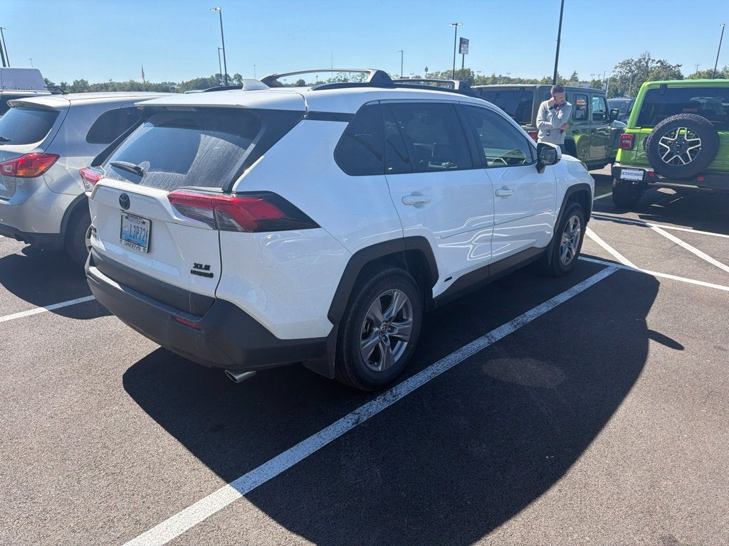 2024 Toyota RAV4 Hybrid XLE