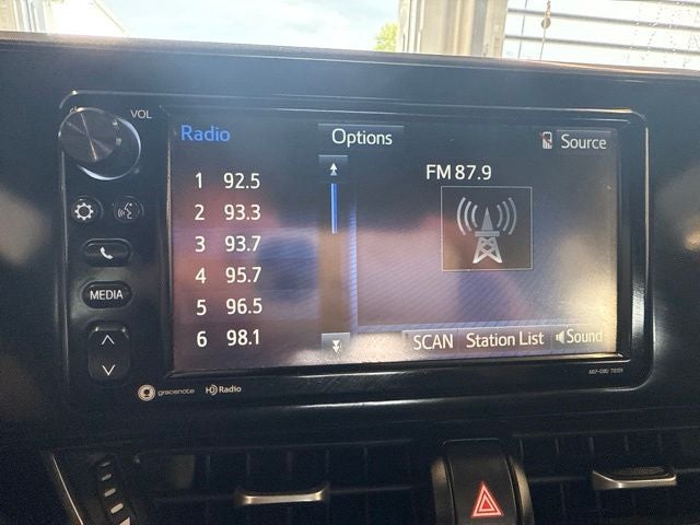 2018 Toyota C-HR XLE Premium